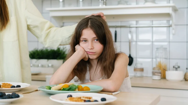 Kebiasaan Picky Eater pada Anak, Berbahayakah?