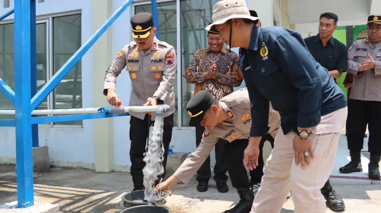 Penuhi Kebutuhan Air Bersih, Polres Demak Bangun Sumur Bor Kedua di Desa Ngaluran