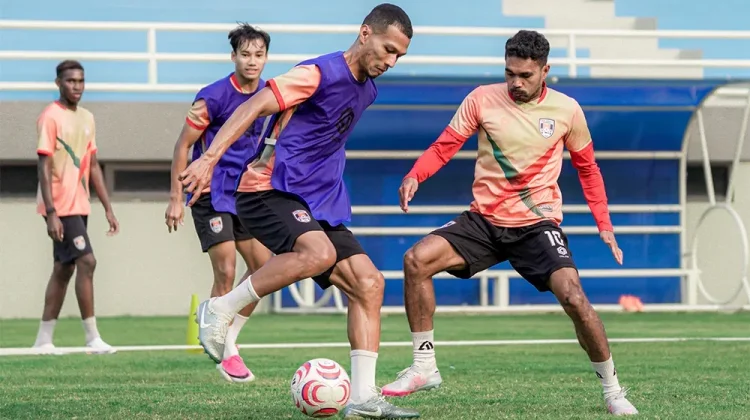 Pelatih Tornado Stefan Tekankan Kesiapan Mental dan Konsentrasi Pemain
