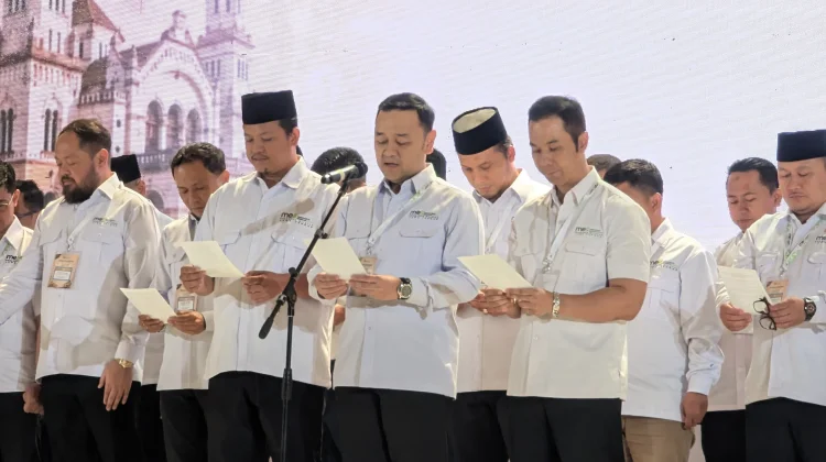 MES Jateng Resmi Dilantik, Rezza Dorong Ekonomi Syariah Jadi Kekuatan Baru Jateng