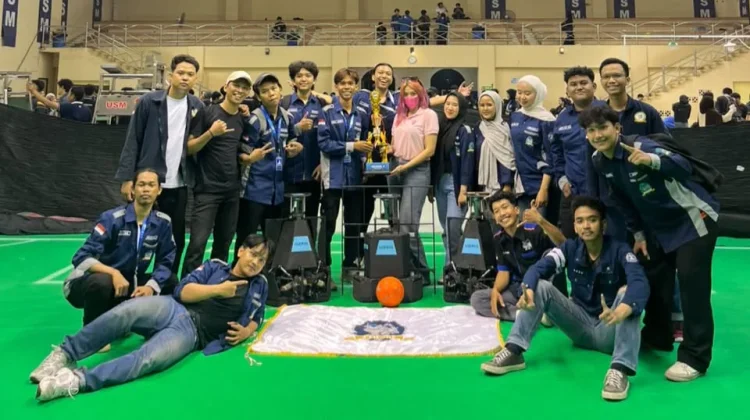 Tim Robot USM “USeros” Raih Juara 3 Unlimited Undip 2026, Kalahkan UGM