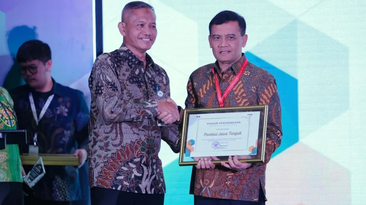 Dari Larangan Nyontek hingga Anti-pungli, Program Jateng Ini Raih Penghargaan KPK