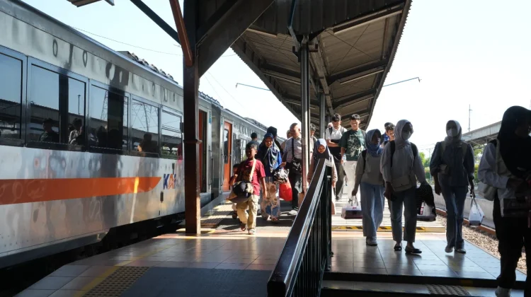 Pelanggan Kereta Api Stasiun Pekalongan Tembus 1,05 Juta, Naik 4,36 Persen