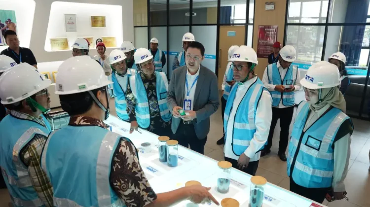 PLN Dorong Pertumbuhan Industri Searah Transisi Energi Nasional