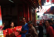 Jelang Imlek, TITD Liong Hok Bio Magelang Gelar Bakti Sosial
