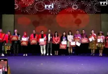 Pecinta Lagu Mandarin Unjuk Bakat di RRI Semarang