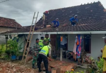 Puluhan Rumah di Desa Kebonsawahan Pati Diterjang Puting Beliung