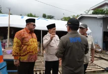 Wamenag dan Ketua MPR Tinjau Bencana Tanah Tegal