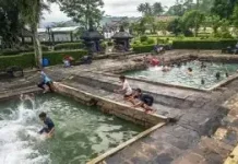 Benarkah Tradisi Padusan di Jawa Peninggalan Raja Jayabaya?