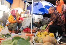 Gubernur Jateng Tinjau Pasar, Harga Terkendali Kecuali Cabai
