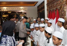 Buka Puasa Bersama Anak Yatim, Polrestabes Semarang Pererat Silaturahmi