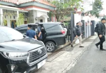 Penggeledahan KPK di Rumah Kepala DPUTR Pati