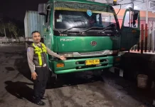 Hindari Lubang, Pemotor Tewas Tertabrak Truk di Tengaran