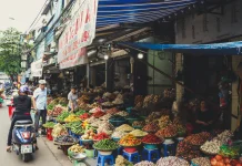 Harga Sembako Naik Jelang Lebaran, Pengamat Nilai Warga Makin Selektif