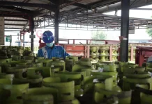 Warga Semarang Keluhkan Sulitnya Cari Stok LPG Subsidi Tiga Kilogram