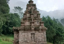 Pesona Candi Gedong Songo, Jejak Mataram Kuno di Lereng Ungaran