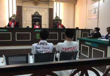 Aktivis AMPB Divonis 6 Bulan Percobaan, Ribuan Warga Pati Beri Dukungan