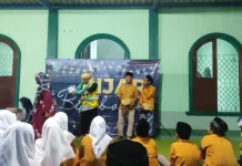 Tebar Kebaikan Bulan Ramadan, Pemuda Masjid Al Qodar Sambangi Panti Asuhan