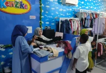 Puluhan Anak Yatim dapat Baju Lebaran Gratis dari Toko Busana Kenzke Kendal