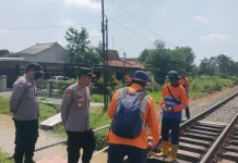Jelang Mudik, Polisi dan KAI Periksa Jalur Rel di Karangawen