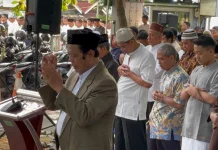 Khotbah Idulfitri, Prof Rozihan Ajak Perbanyak Sedekah di Bulan Syawal