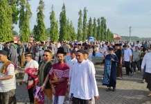 Ribuan Jemaah Muhammadiyah Salat Idulfitri di Stadion Utama Kendal