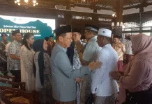 Bupati dan Wakil Bupati Kudus Open House