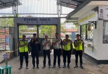 Polres Batang Ikut Amankan Kunjungan Lebaran di Lapas