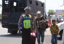 Cerita Pemudik Asal Cikampek, Mudik Tahun Ini Bebas Macet Berkat Polisi