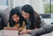 Cara Ibu LDR Atur Digital Anak agar Tetap Aman