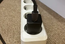 Petir Datang Waktunya Cabut Charger