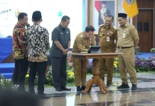 Wujudkan Pemerintah yang Bersih, Sukirman Teken Pakta Integritas