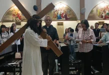 Visualisasi Jalan Salib, Carolus Hero Dalami Kisah Sengsara Yesus
