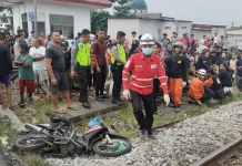 Tertemper Kereta Api Harina, Pengendara Motor Meninggal