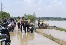 Tanggul Sungai Tuntang Jebol, Polres Demak Siaga Penuh