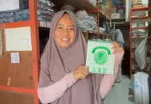 Harga Plastik Melonjak, Pedagang Kecil di Purworejo Terpaksa Pangkas Keuntungan