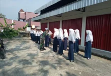 Latihan PBB, Siswa Batang Manfaatkan Halaman Koperasi Merah Putih