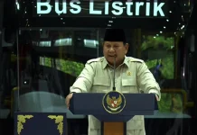 Prabowo Targetkan Produksi Mobil Sedan Listrik Massal pada 2028