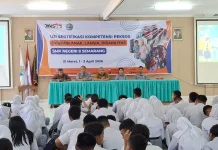 Kemenkum Jateng Edukasi Pelajar SMKN 8 Sadar Hukum Bermedsos