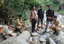Lesbumi PCNU Purworejo Temukan Stamba Kuno Abad ke-7 di Sungai Semagung Bagelen