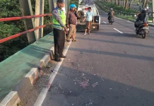 Gagal Salip Truk, Pelajar Tewas Kecelakaan