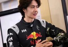 Wang Yi Bo berkompetisi di balapan China GT Shanghai