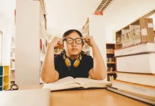 Bukan Sekadar Julukan, Ini Makna di Balik Istilah Kutu Buku