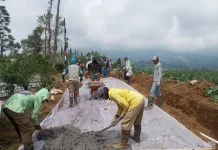 Bangun Jalan Tani di Bringinsari, TMMD Kodim Kendal Cor Jalan 700 Meter