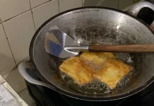 Cara Menggoreng Martabak agar Renyah dan Lembut
