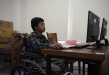 Cedera usai Kecelakaan, Peserta UTBK di Magelang Ikuti Ujian di atas Kursi Roda