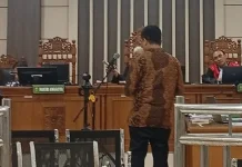 Pleidoi Babay Tepis Dakwaan Jaksa, Tegaskan Tak Pernah Korupsi Kredit Bank DKI