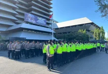 Polwan Negosiator Humanis Kawal Aksi May Day di Semarang