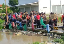 Kendal Darurat Sampah, Aktivis Lingkungan Sungai Watch Gerakkan Bersih Sungai