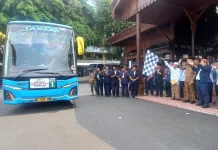 Ditengah Keharuan, Bupati Kudus Lepas Ratusan Jemaah Calon Haji